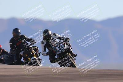 media/Nov-06-2023-Moto Forza (Mon) [[ce023d0744]]/3-Intermediate Group/Session 5 (Turn 9)/
